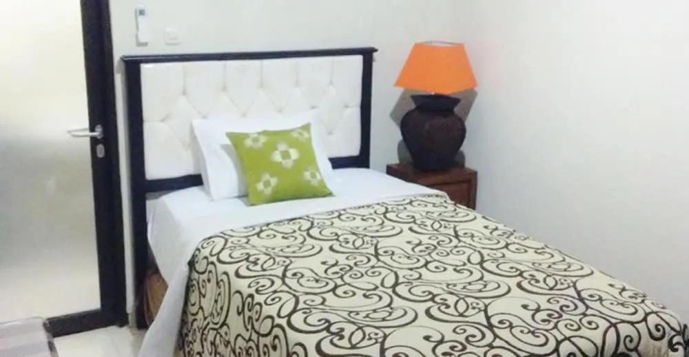 Tuban Torres Accommodation Kuta Lombok Kültér fotó