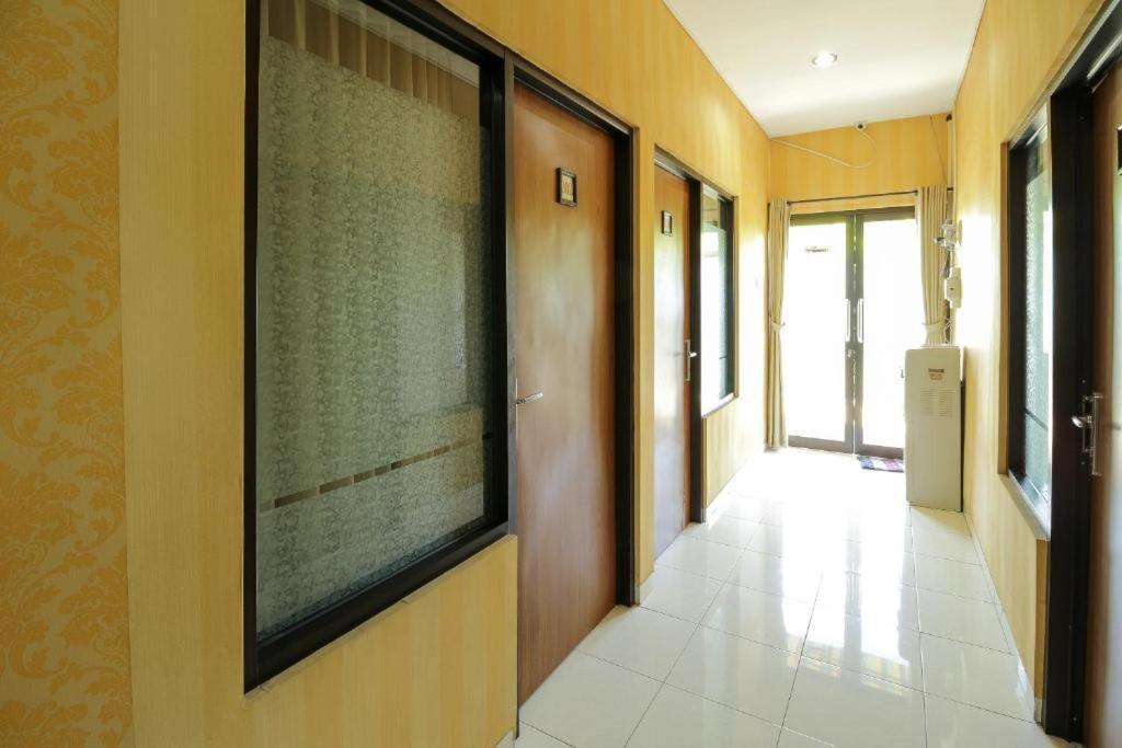Tuban Torres Accommodation Kuta Lombok Kültér fotó