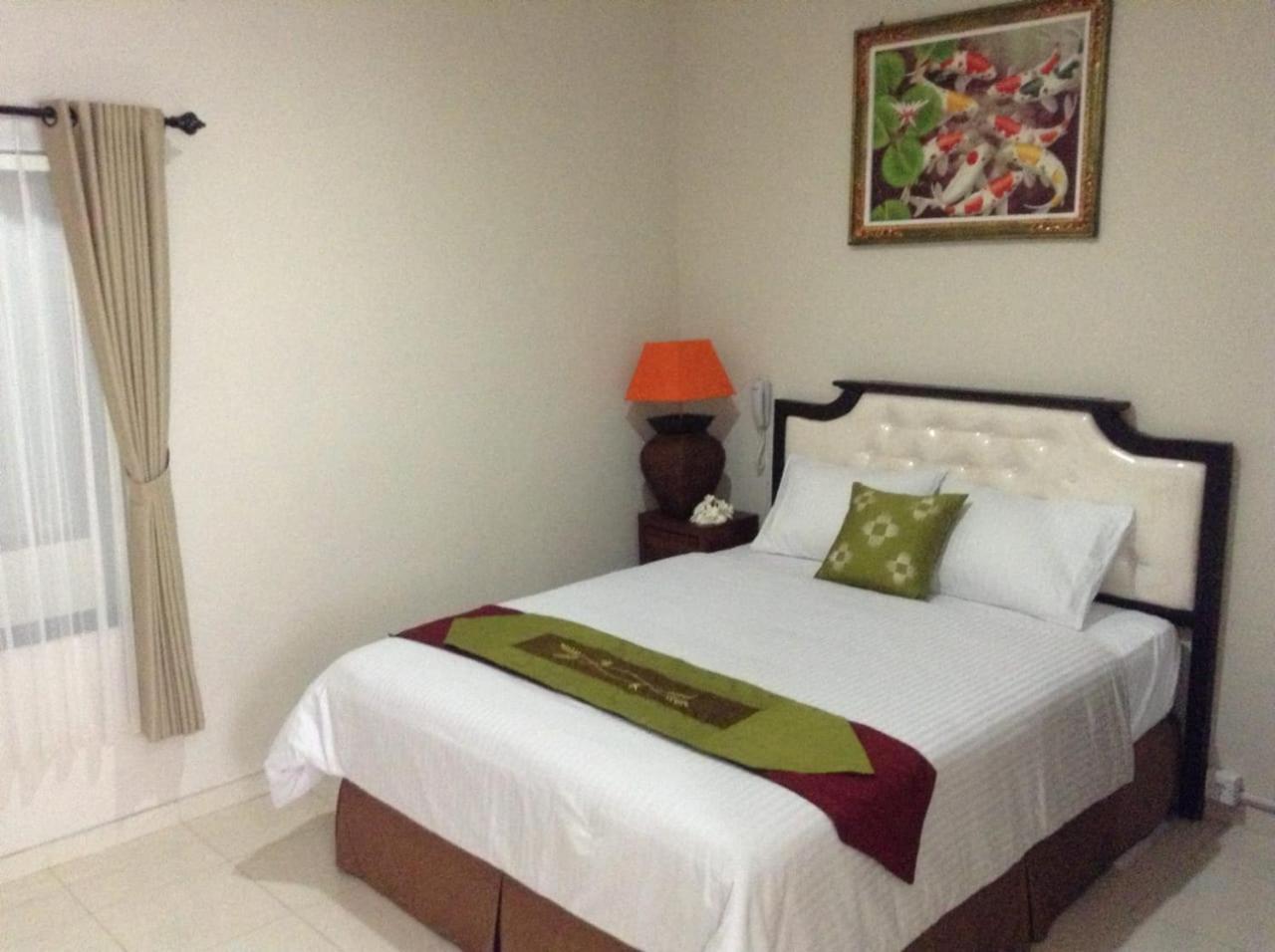 Tuban Torres Accommodation Kuta Lombok Kültér fotó