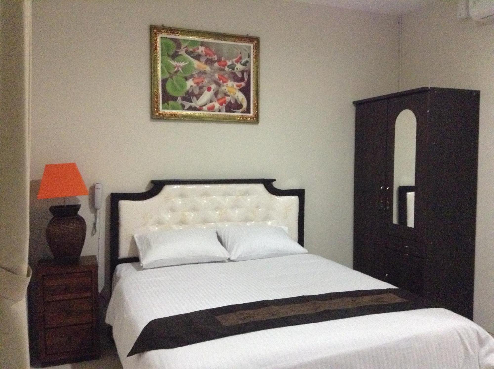 Tuban Torres Accommodation Kuta Lombok Kültér fotó
